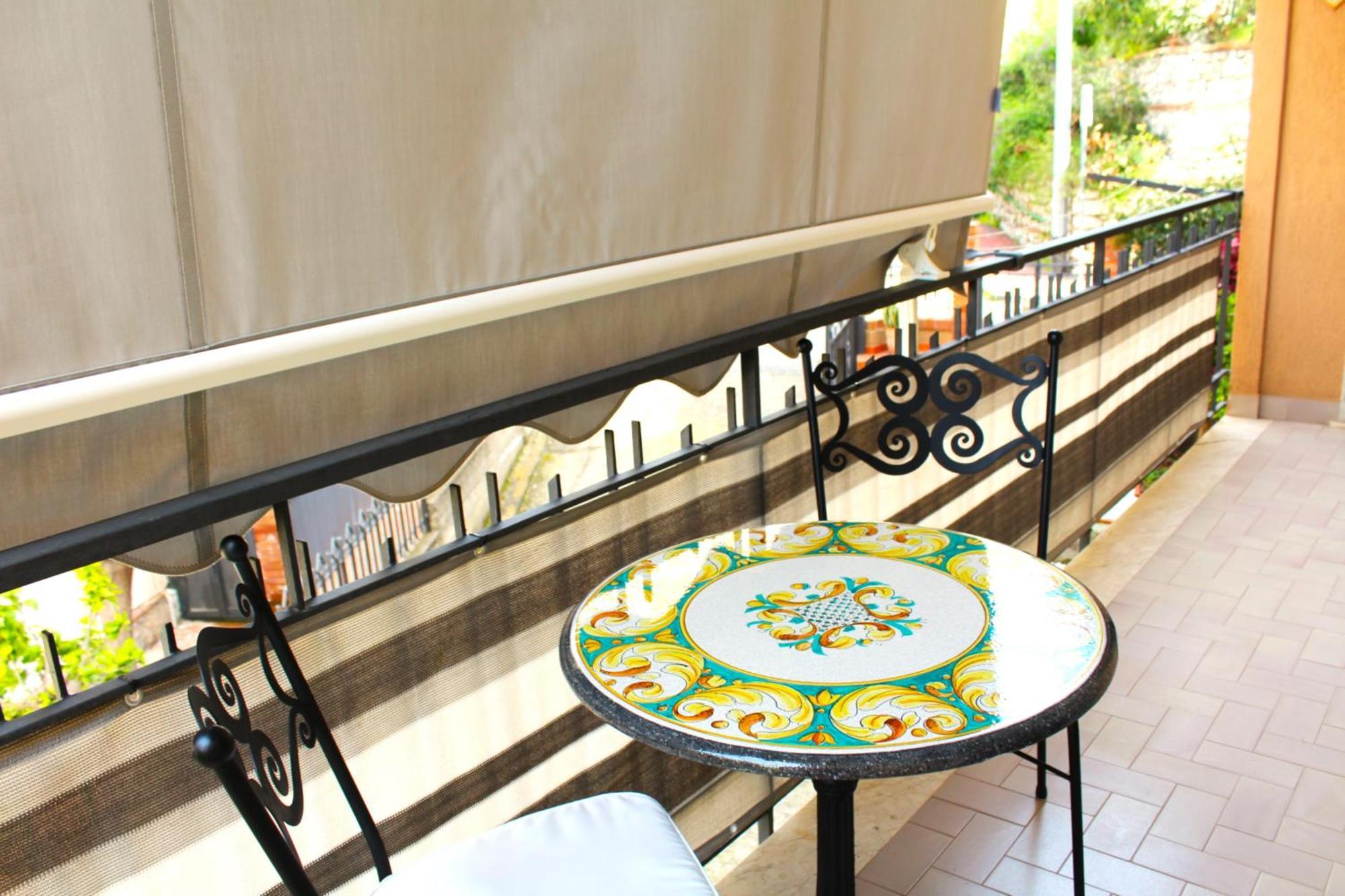 Anto'S Apartment - Giardini-Naxos Exterior foto